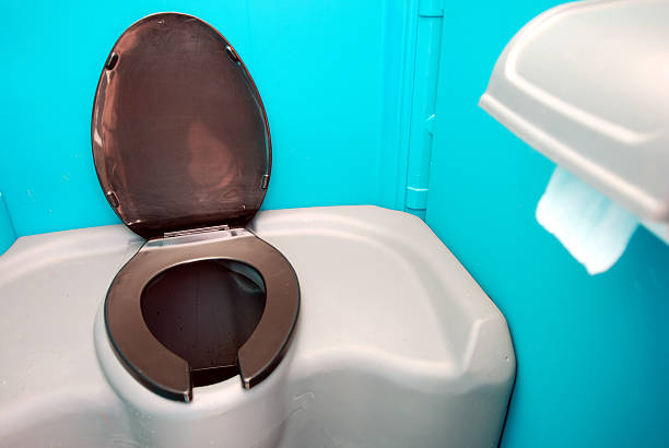 Best Restroom trailer rental cost  in Cartervle, IL